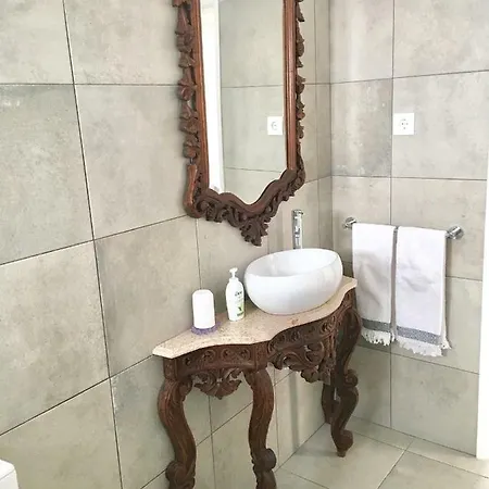 Zen - Beautiful Private Pool-heating Option, Hot Tub, Beautiful Garden Albufeira