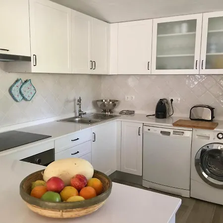 Vila Zen - Beautiful Private Pool-heating Option, Hot Tub, Beautiful Garden
