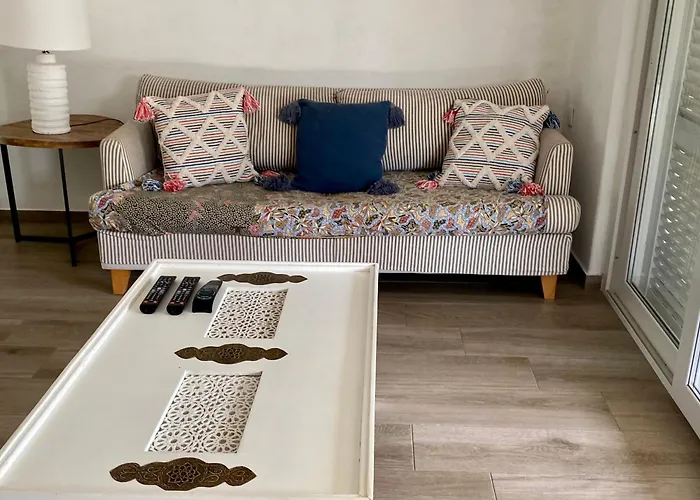 Villa Zen - Beautiful Private Pool-heating Option, Hot Tub, Beautiful Garden