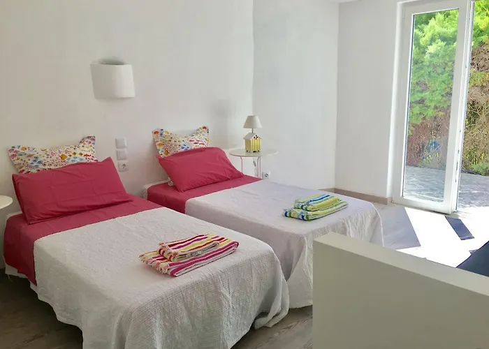 Zen - Beautiful Private Pool-heating Option, Hot Tub, Beautiful Garden Villa Albufeira