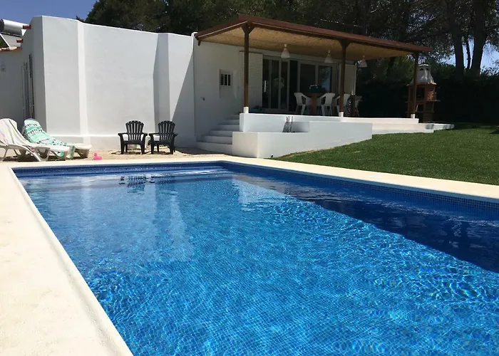 Zen - Beautiful Private Pool-heating Option, Hot Tub, Beautiful Garden * Albufeira