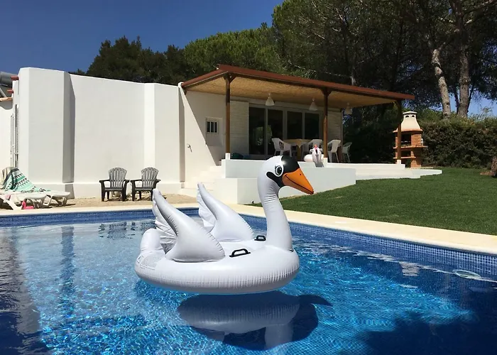 Zen - Beautiful Private Pool-heating Option, Hot Tub, Beautiful Garden 别墅