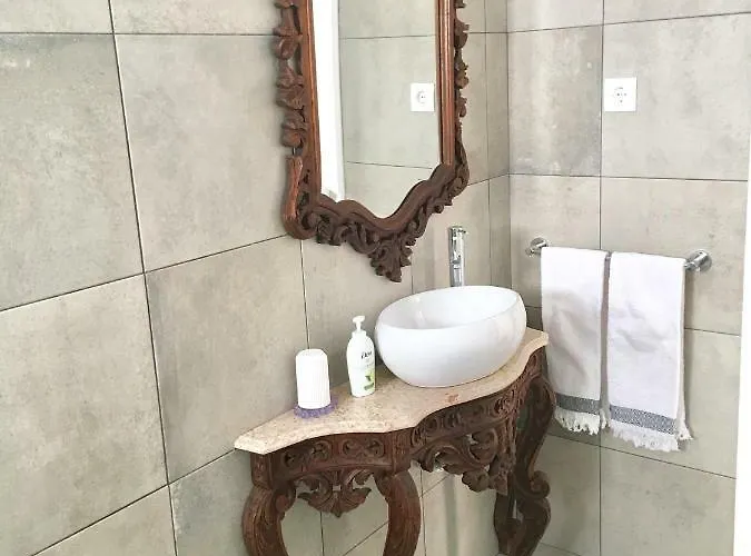 Zen - Beautiful Private Pool-heating Option, Hot Tub, Beautiful Garden 阿尔布费拉